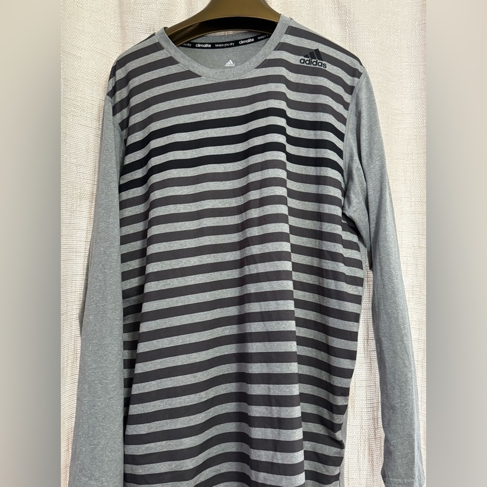 Adidas Men's Black and Gray Striped Long Dry-fit Sleeve Tee